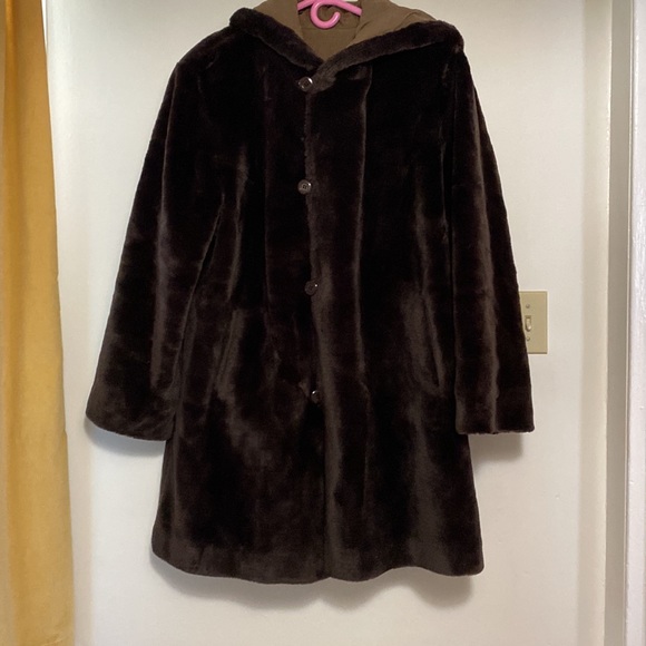 Hooded Weather Resistant Reversible Faux Fur Coat - Picture 3 of 10